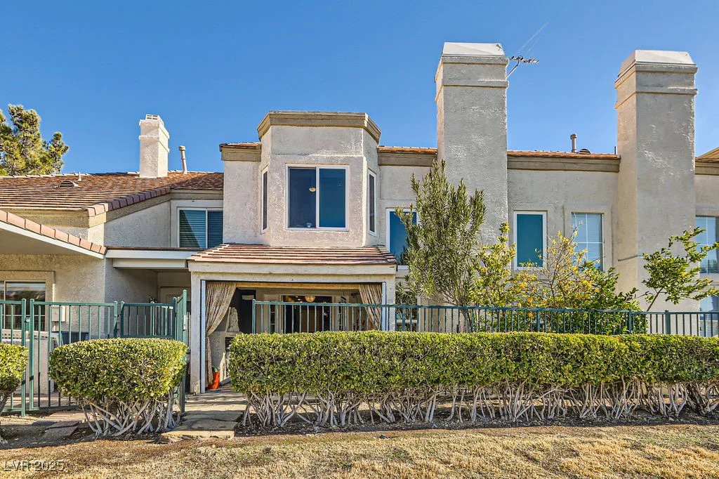 2625 Seashore, Las Vegas, NV 89128