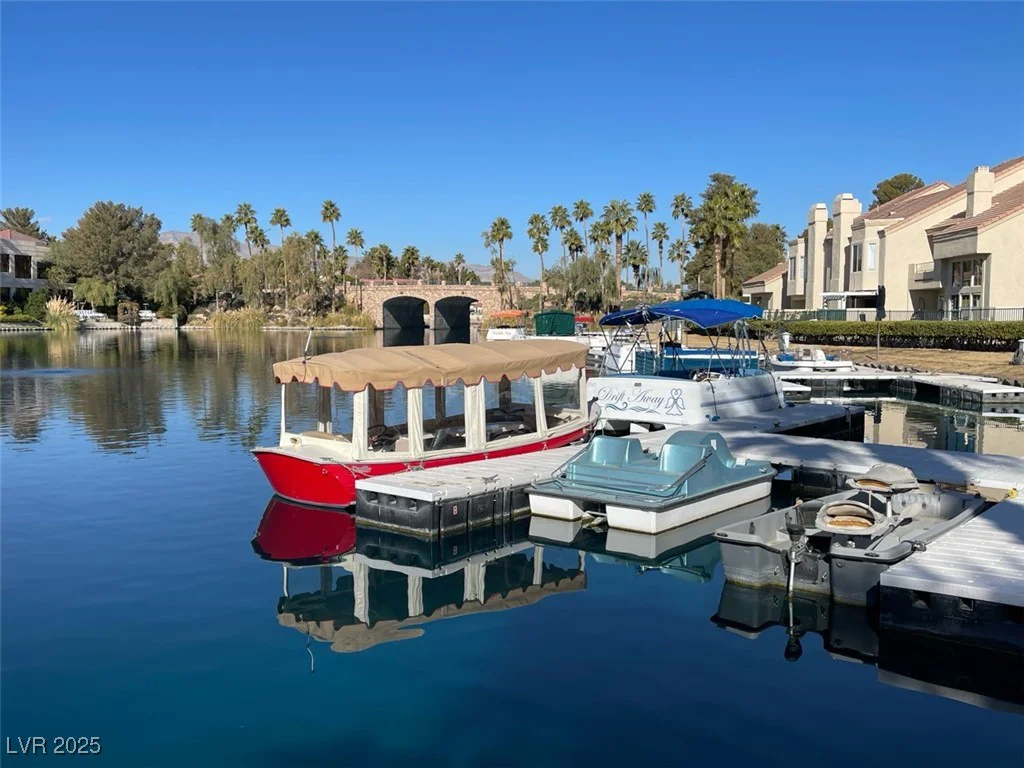2625 Seashore, Las Vegas, NV 89128