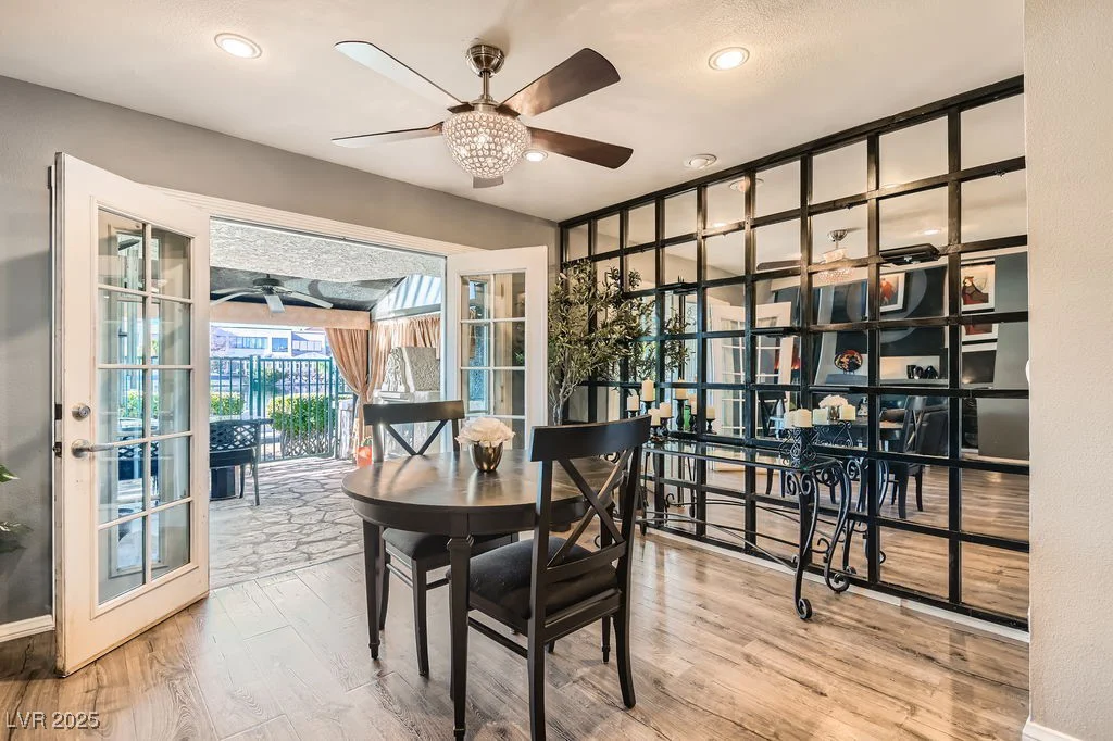 2625 Seashore, Las Vegas, NV 89128