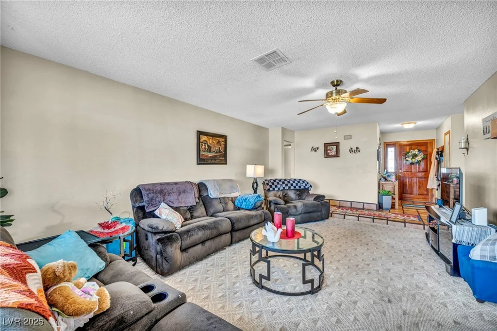 659 Glenwood, Henderson, NV 89002