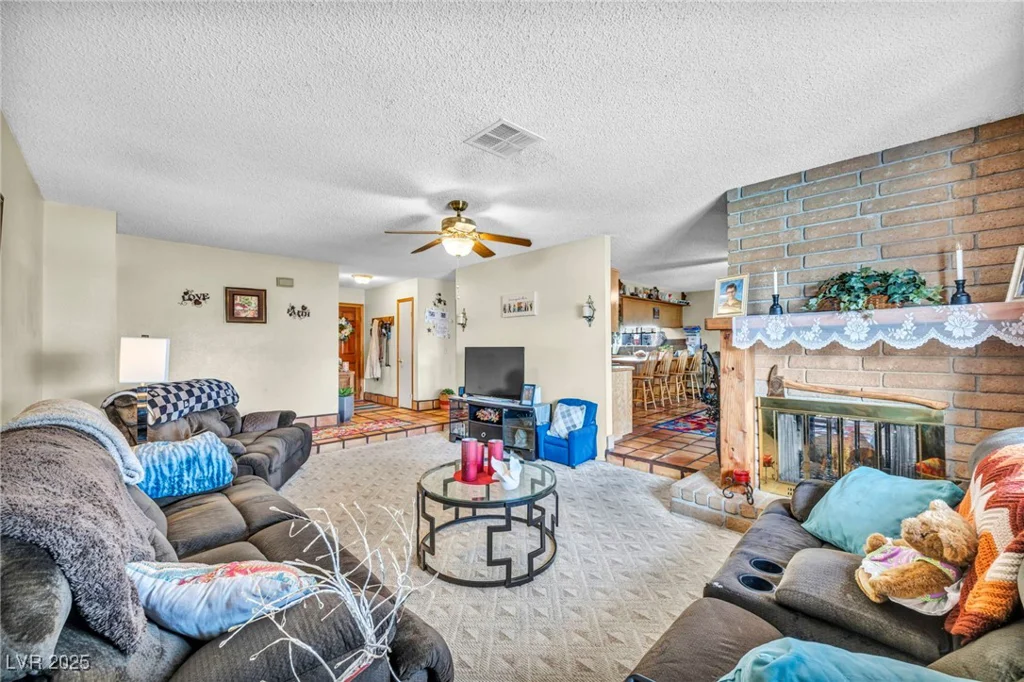 659 Glenwood, Henderson, NV 89002