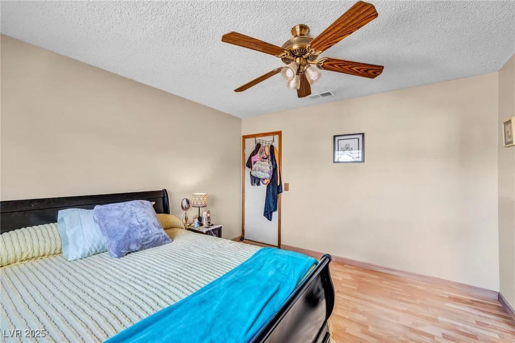 659 Glenwood, Henderson, NV 89002