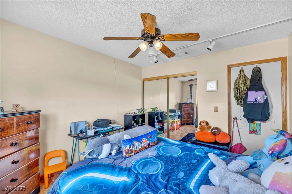 659 Glenwood, Henderson, NV 89002