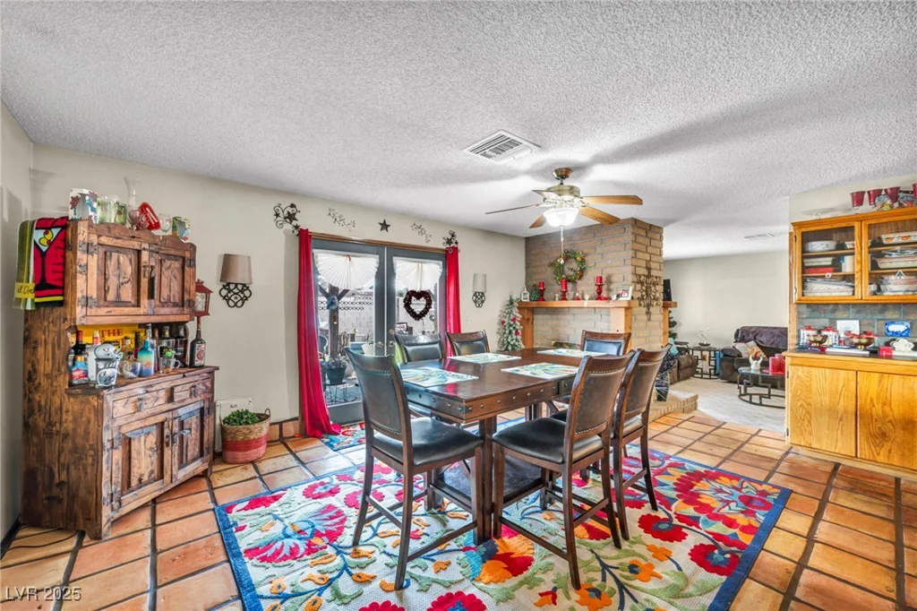 659 Glenwood, Henderson, NV 89002
