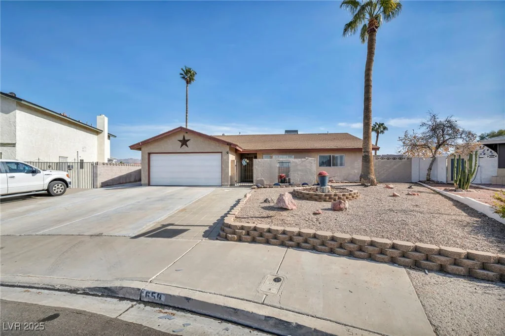 659 Glenwood, Henderson, NV 89002