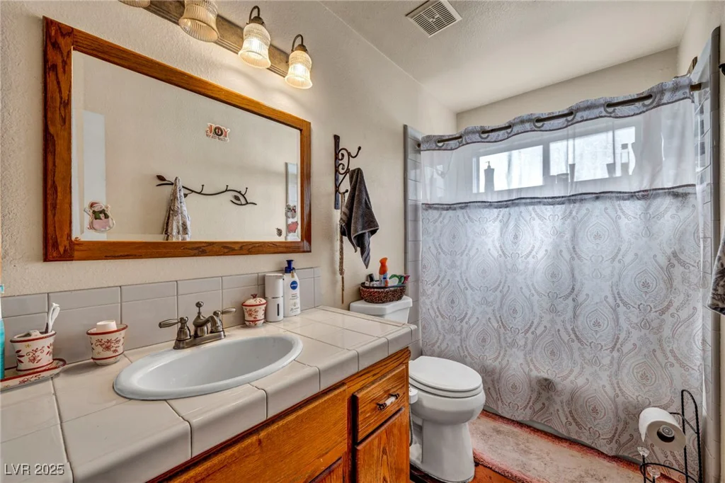 659 Glenwood, Henderson, NV 89002