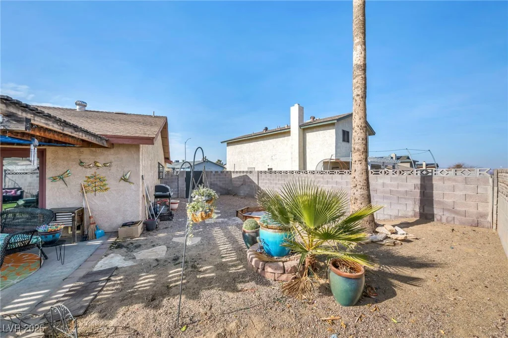 659 Glenwood, Henderson, NV 89002