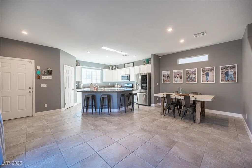8034 Mercury Skye, Las Vegas, NV 89166