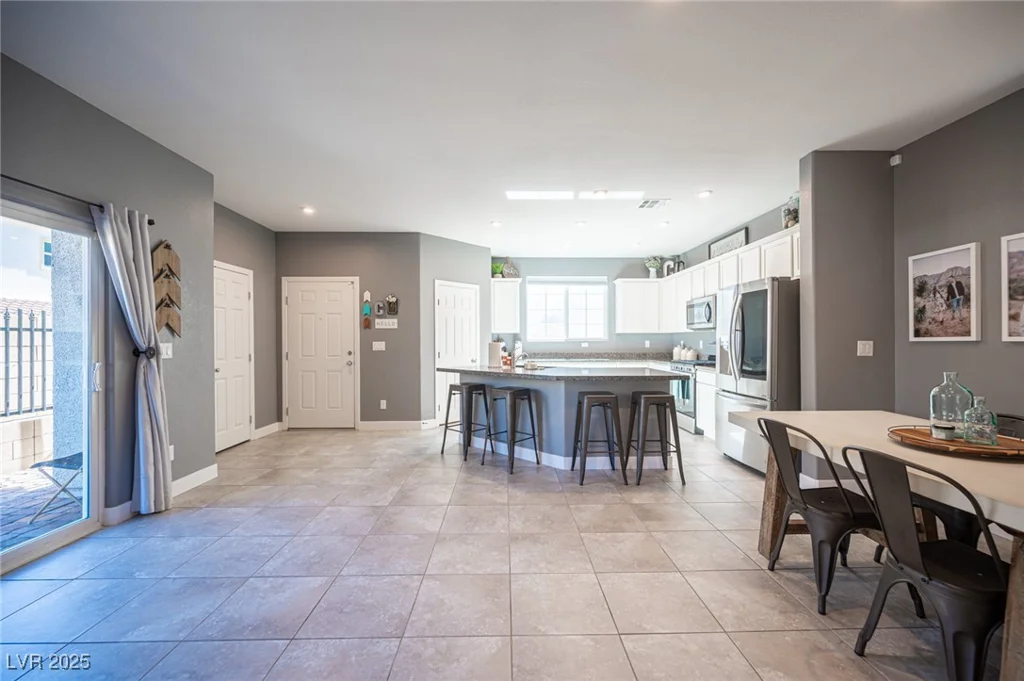 8034 Mercury Skye, Las Vegas, NV 89166
