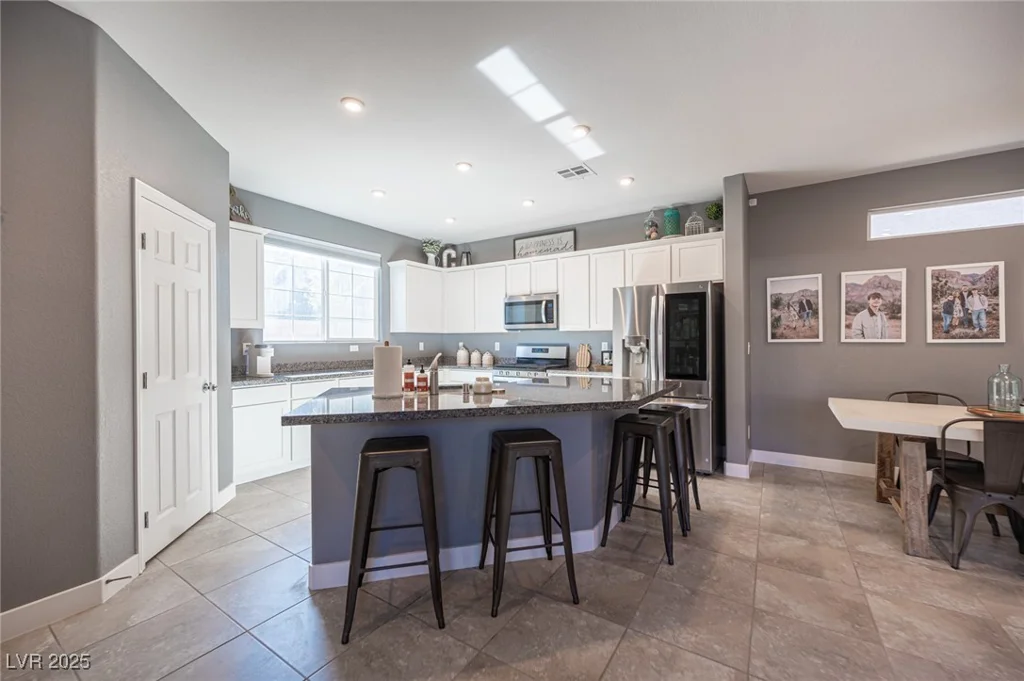 8034 Mercury Skye, Las Vegas, NV 89166