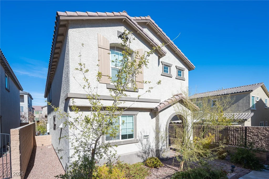 8034 Mercury Skye, Las Vegas, NV 89166