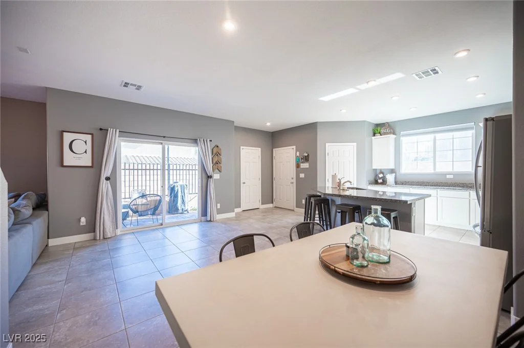 8034 Mercury Skye, Las Vegas, NV 89166