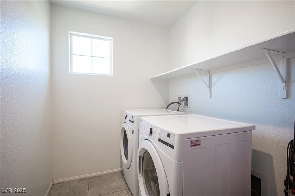 8034 Mercury Skye, Las Vegas, NV 89166