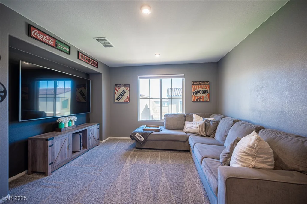 8034 Mercury Skye, Las Vegas, NV 89166