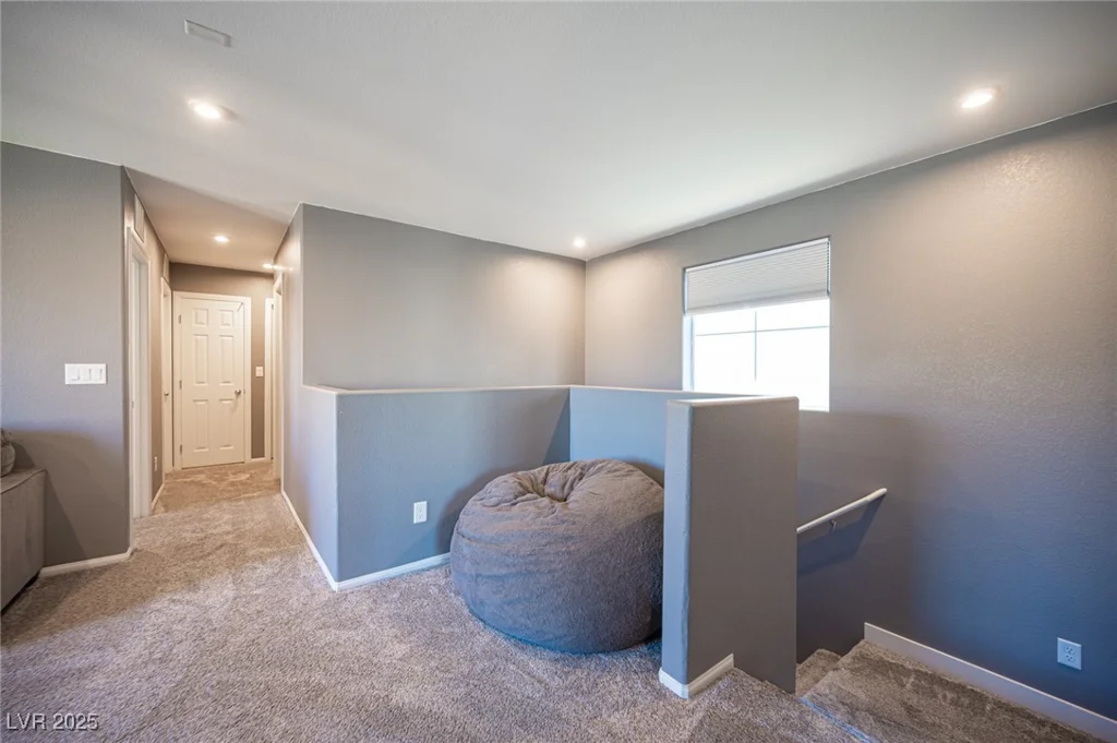 8034 Mercury Skye, Las Vegas, NV 89166