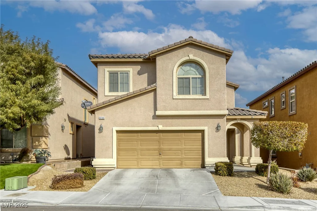 9240 Long Grove, Las Vegas, NV 89149