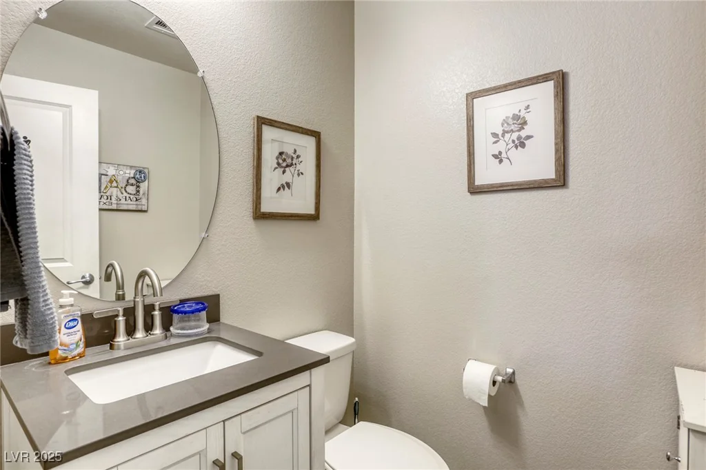 9240 Long Grove, Las Vegas, NV 89149