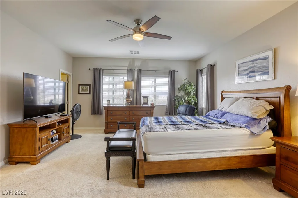 9240 Long Grove, Las Vegas, NV 89149