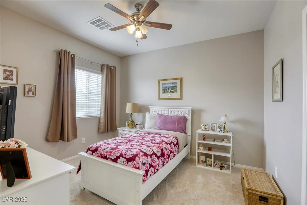 9240 Long Grove, Las Vegas, NV 89149