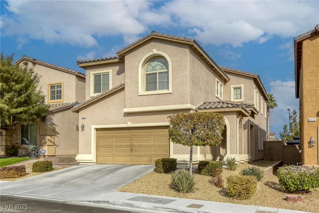 9240 Long Grove, Las Vegas, NV 89149