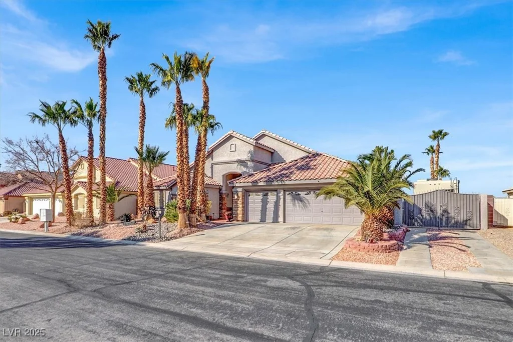 278 Iron Duke, Las Vegas, NV 89183