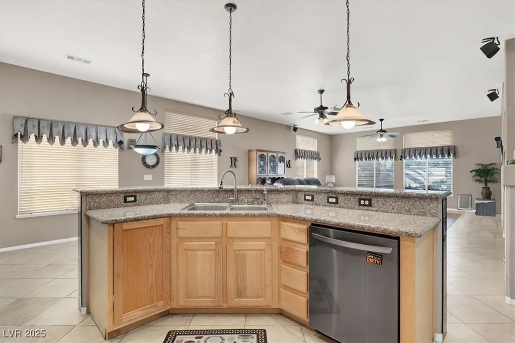 278 Iron Duke, Las Vegas, NV 89183