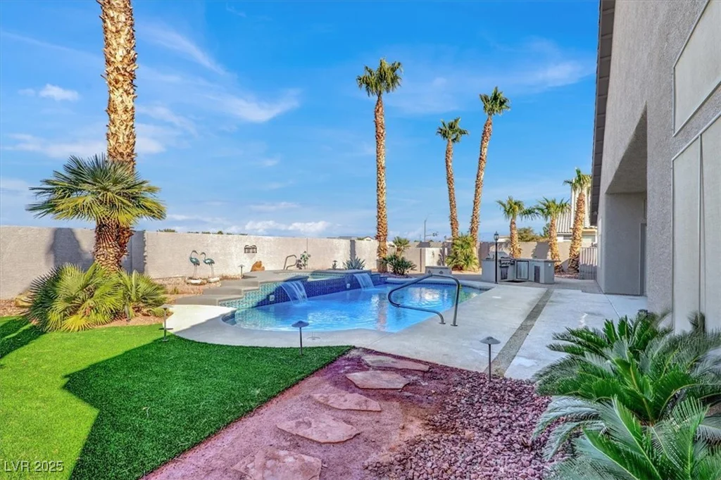 278 Iron Duke, Las Vegas, NV 89183