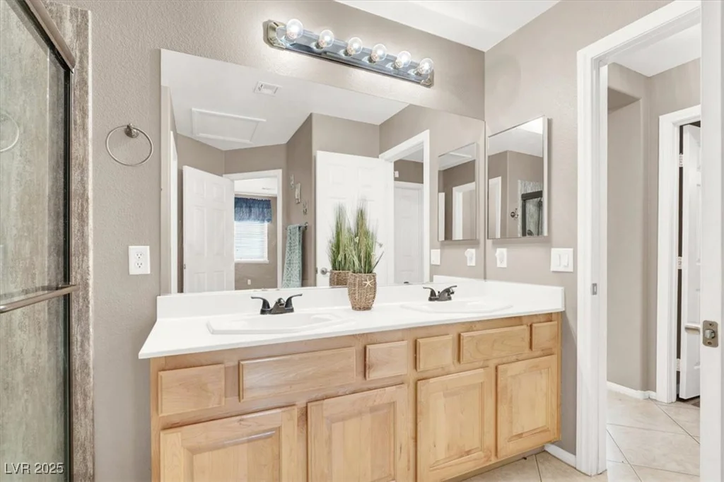 278 Iron Duke, Las Vegas, NV 89183