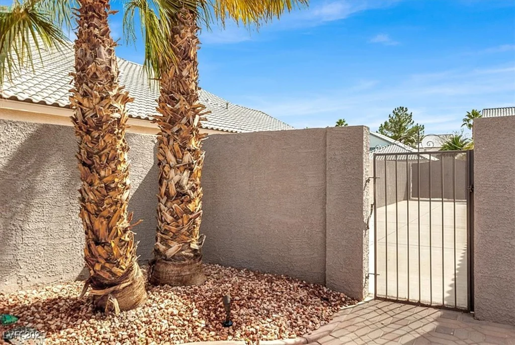278 Iron Duke, Las Vegas, NV 89183