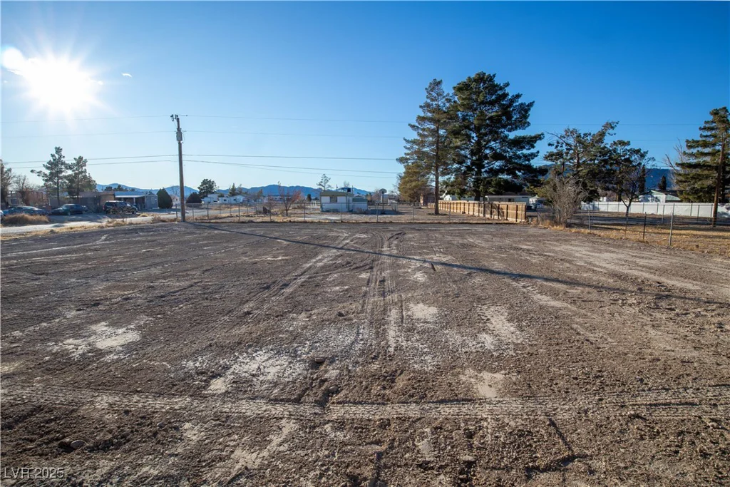 3880 Leonard, Pahrump, NV 89060