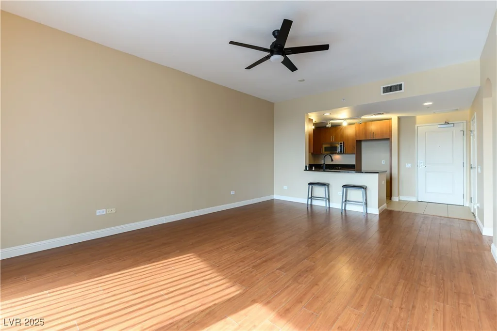 200 Sahara, Las Vegas, NV 89102