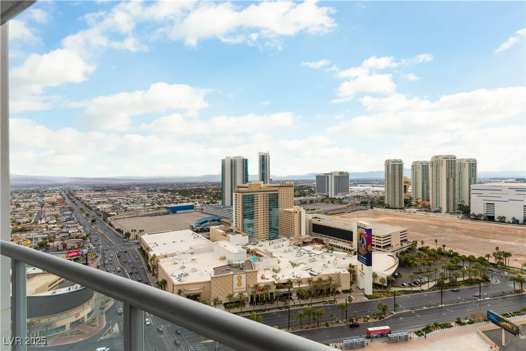 200 Sahara, Las Vegas, NV 89102