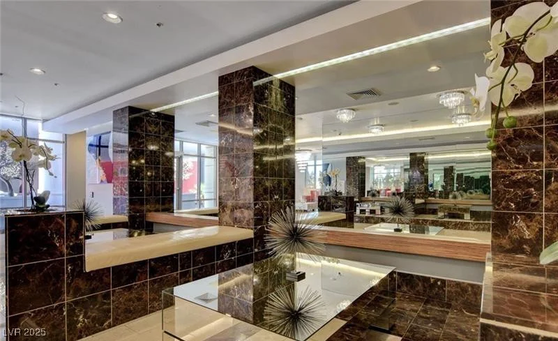 200 Sahara, Las Vegas, NV 89102