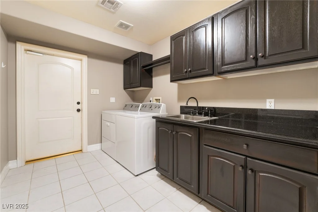 478 Spanish View, Las Vegas, NV 89110