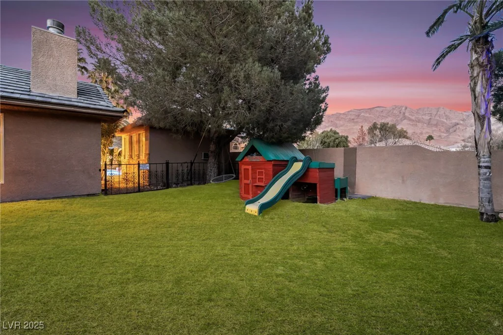 478 Spanish View, Las Vegas, NV 89110