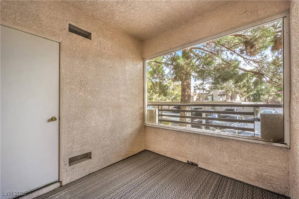 3320 Fort Apache, Las Vegas, NV 89117