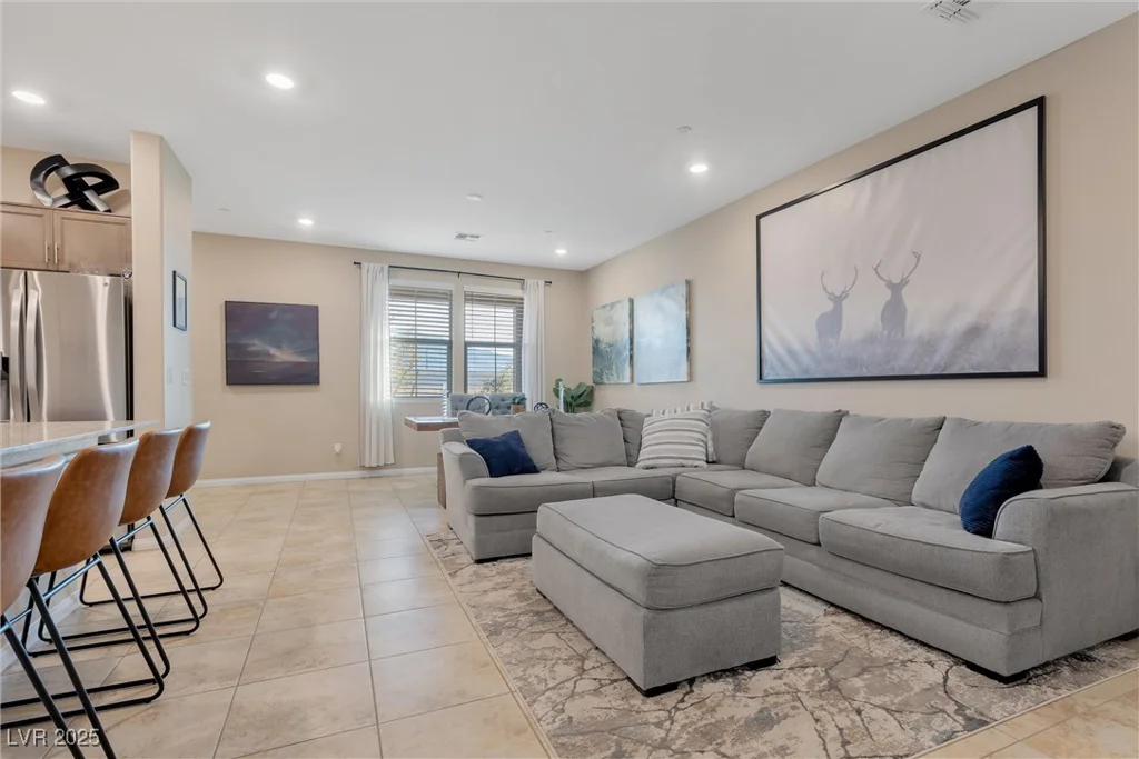 3296 Palindrome, Henderson, NV 89044