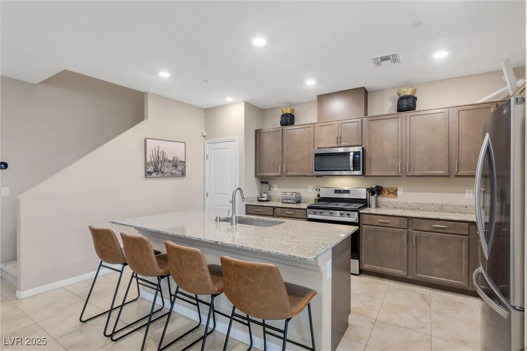 3296 Palindrome, Henderson, NV 89044