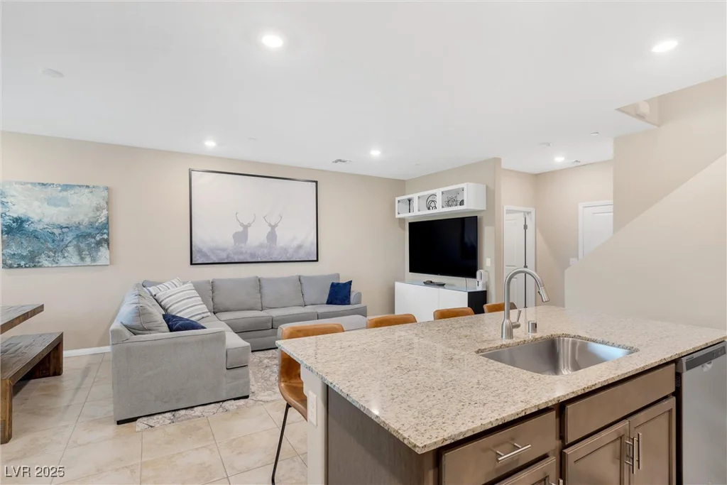 3296 Palindrome, Henderson, NV 89044