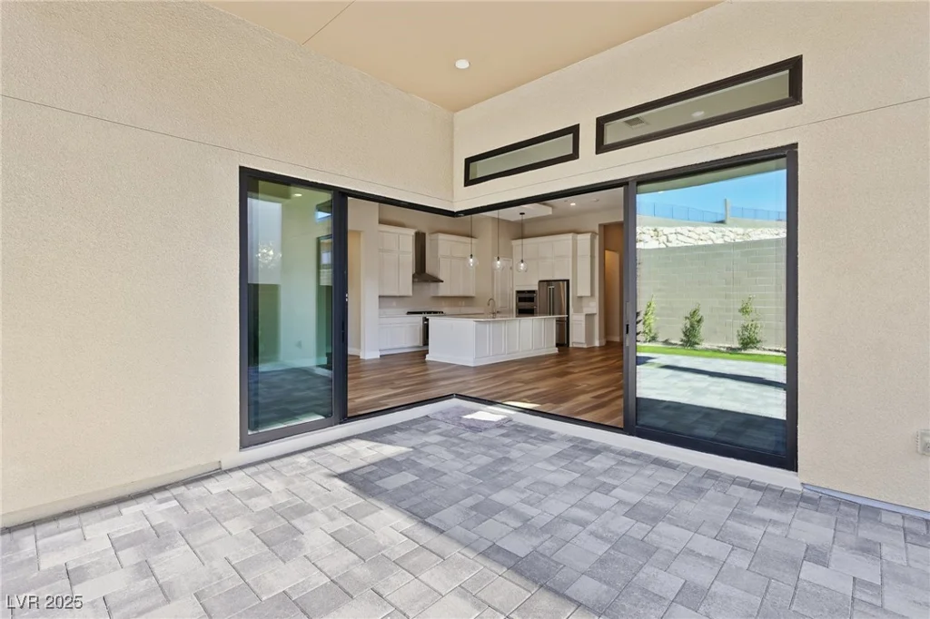 4973 Sandline, Las Vegas, NV 89135