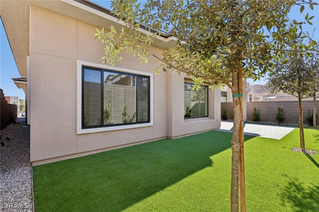 4973 Sandline, Las Vegas, NV 89135