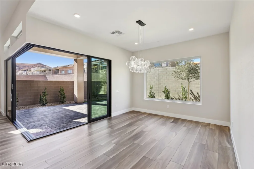 4973 Sandline, Las Vegas, NV 89135