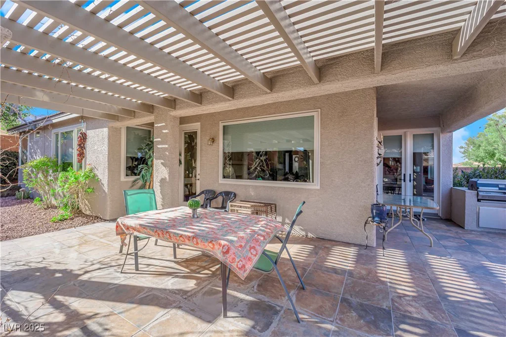 10125 James Harbin, Las Vegas, NV 89129