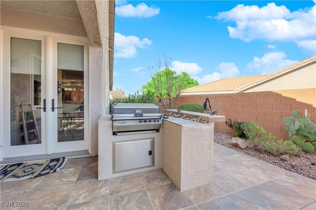 10125 James Harbin, Las Vegas, NV 89129