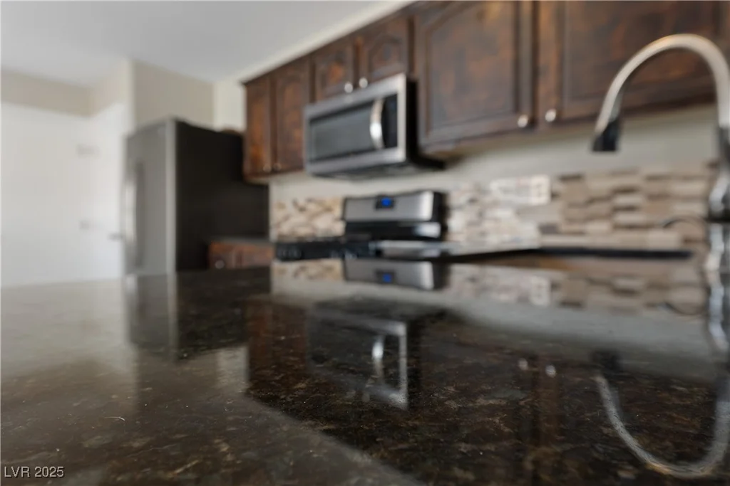 8644 Shady Pines, Las Vegas, NV 89143