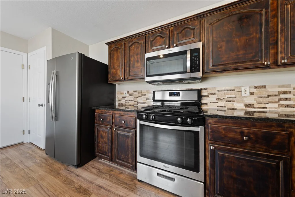8644 Shady Pines, Las Vegas, NV 89143