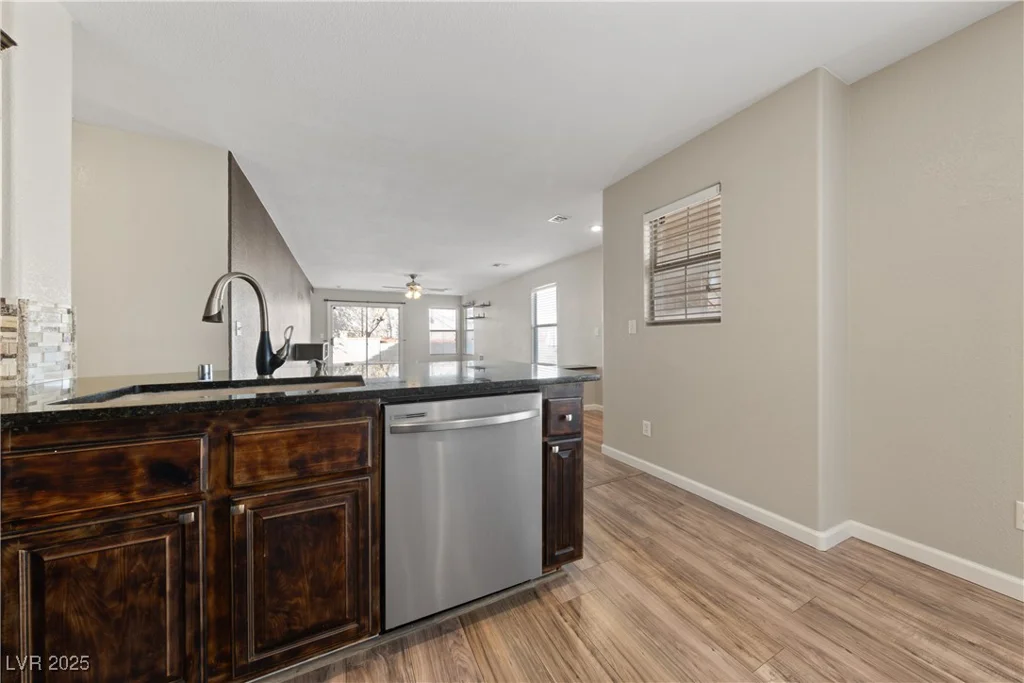 8644 Shady Pines, Las Vegas, NV 89143