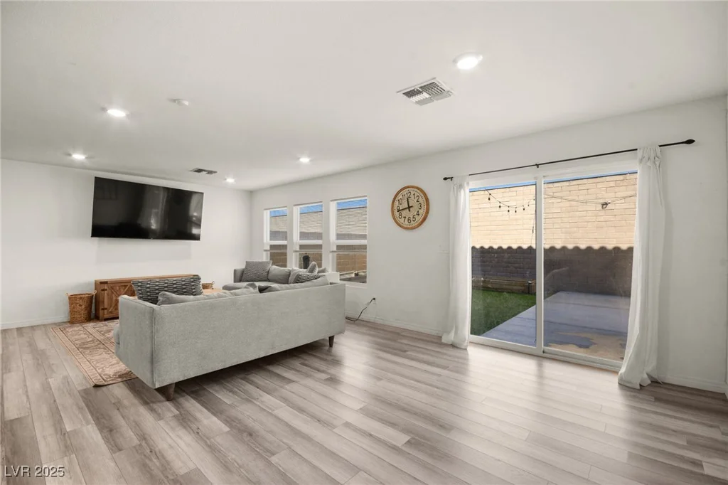 1818 Wild Grain, North Las Vegas, NV 89086