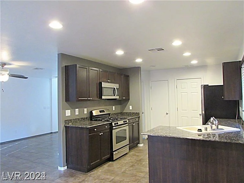 9955 Morpeth, Las Vegas, NV 89178