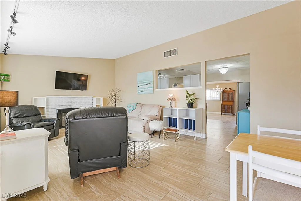 4125 Montemesa, Las Vegas, NV 89108